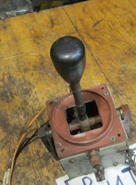 Джойстик перемикання 5