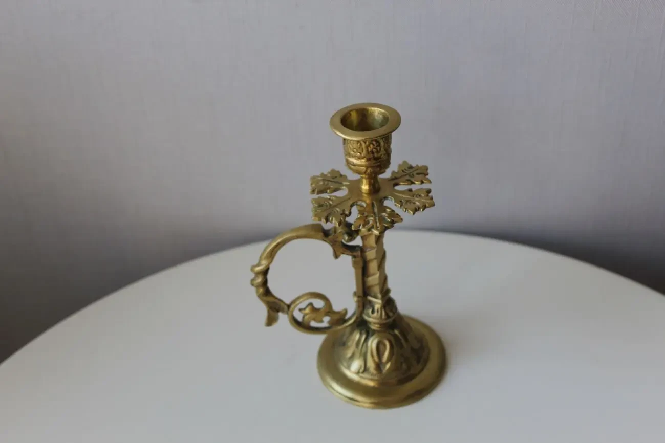 Подсвечник, с ручкой, фигурный, бронза, Дания 3