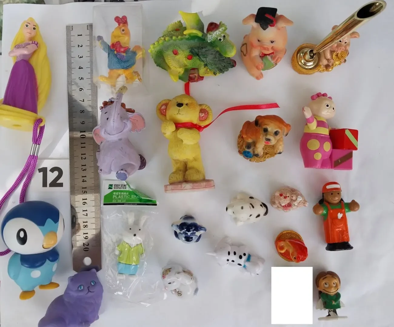 Игрушки Мелкие брелки, киндеры, пони, прочее 9