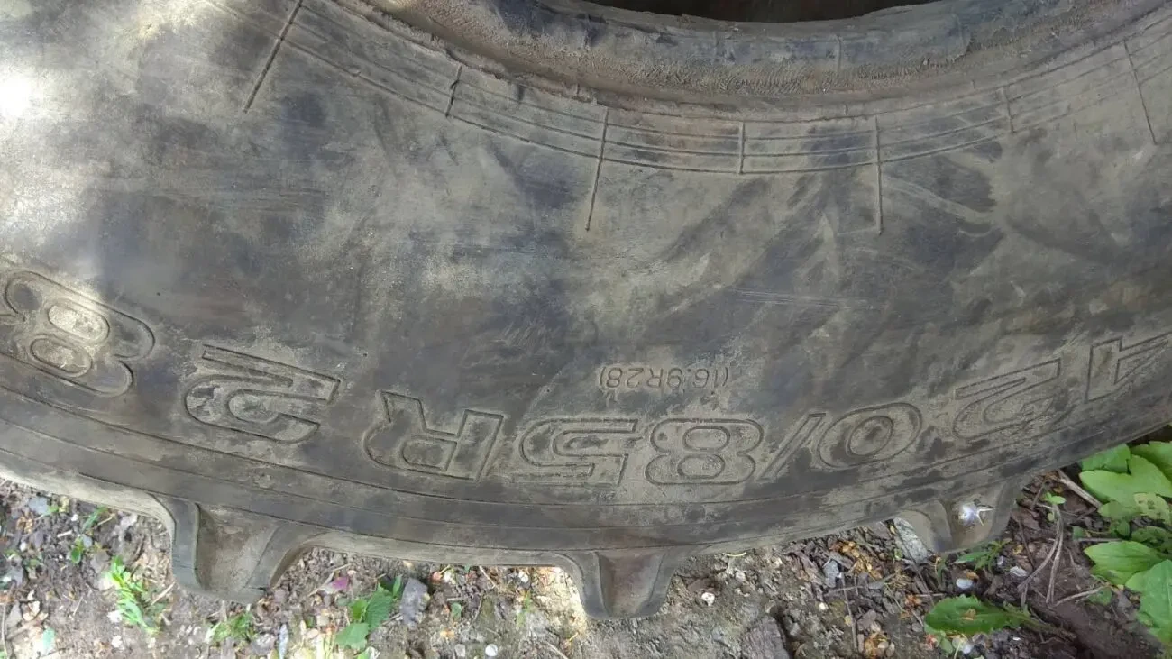 Шина 16.9R28.    420/85R28. DNEPROSHINA 7