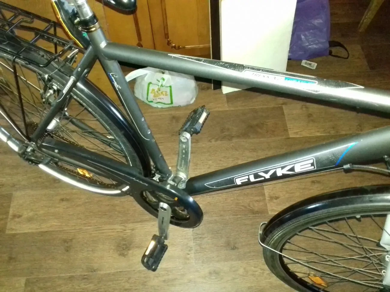 Велосипед Flyke. 21 швидкість, 28 мі колеса, міський. Італія 5