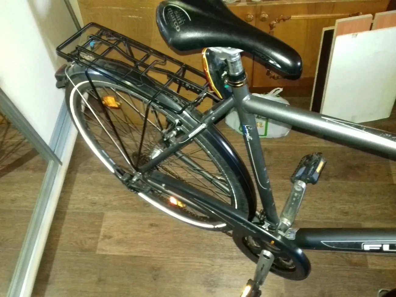 Велосипед Flyke. 21 швидкість, 28 мі колеса, міський. Італія 6