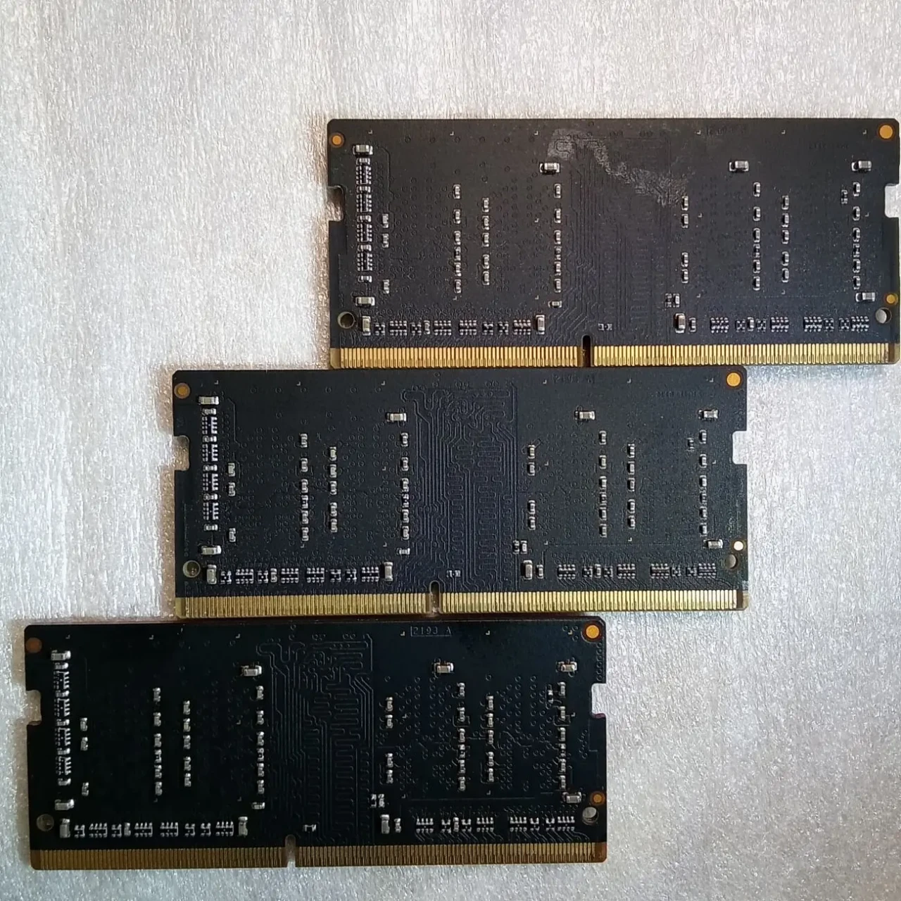 Оперативна Пам'ять ОЗУ Micron RAM 2400 PC4-2400T iMac 2017 [MNE92LL/A] 3