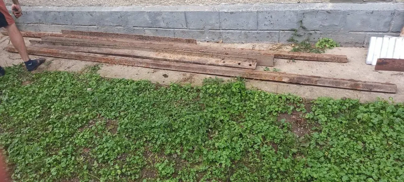 Металеві швелера 2