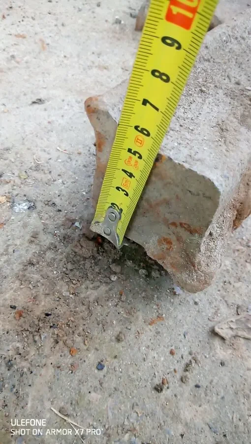 Металеві швелера 9