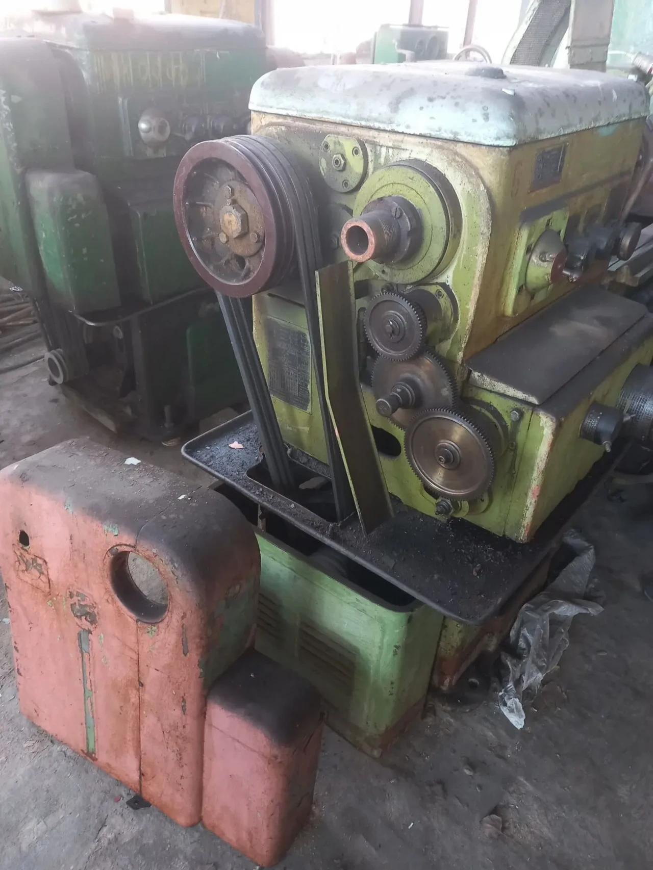 Токарний верстату 1к62 рмц 1 метр 2