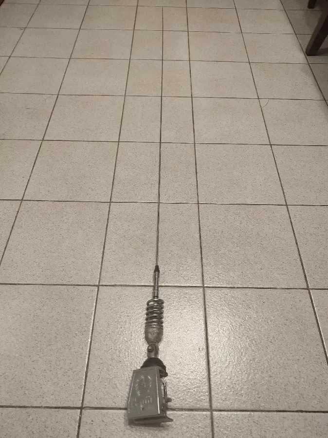 Антенна автомобильная Lemm AT-291 с креплением ТS-07