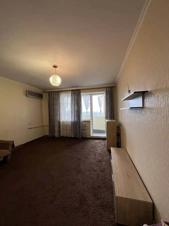 Сдаю самую дешёвую однокомнатную квартиру 60м2 в новострое! 9