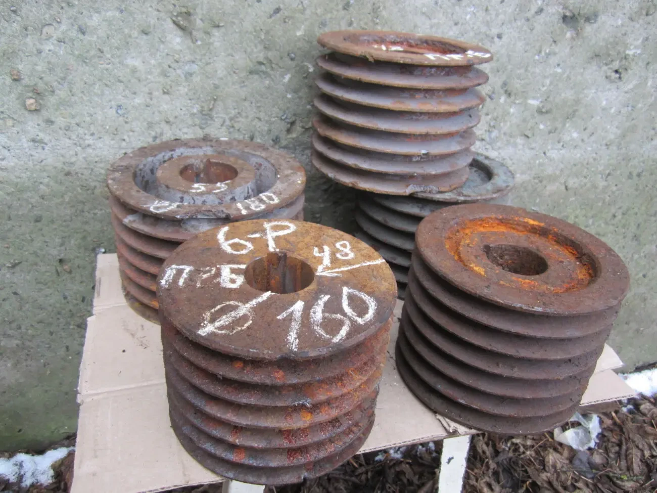 Ступица птс ,газ 53 уаз , комбайн нива , шпилька 10