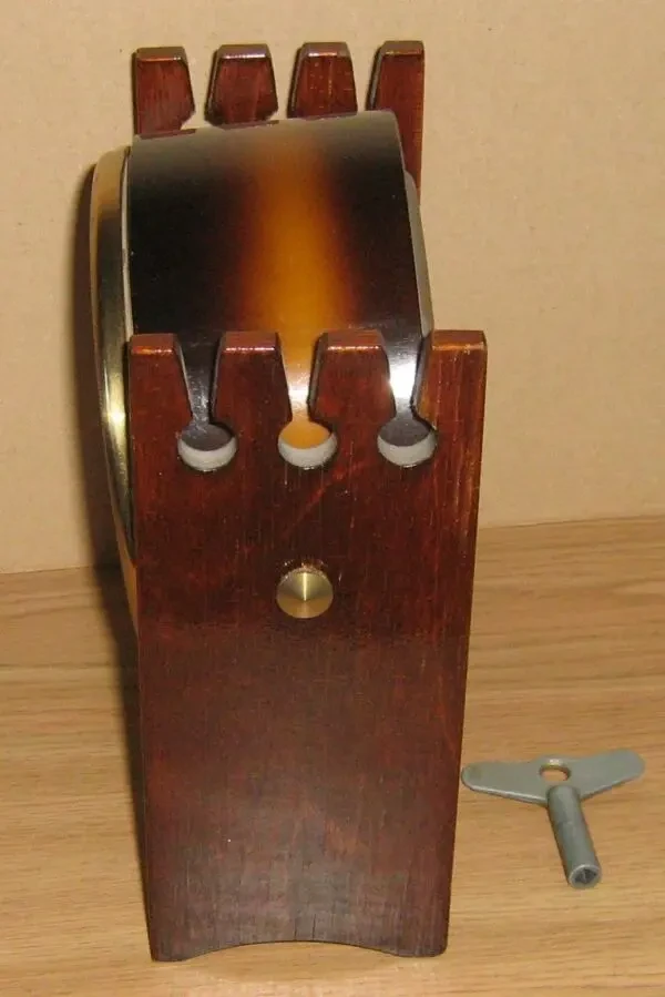 Настольные часы 