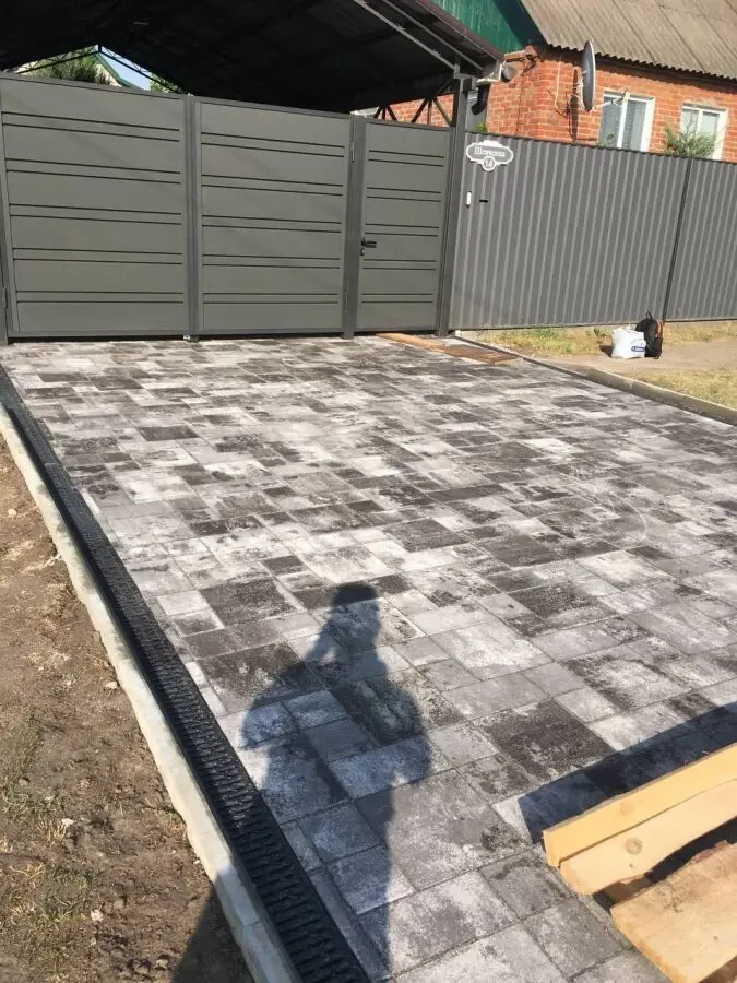 Тротуарная плитка Лайнстоун цвет Платина купить в Харькове 3