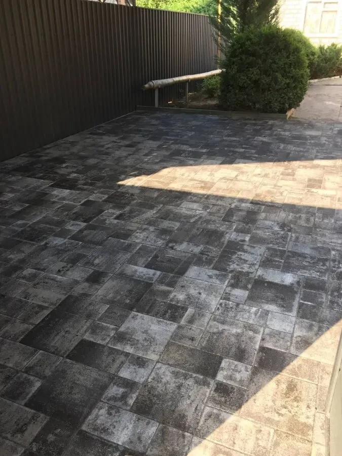 Тротуарная плитка Лайнстоун цвет Платина купить в Харькове 4