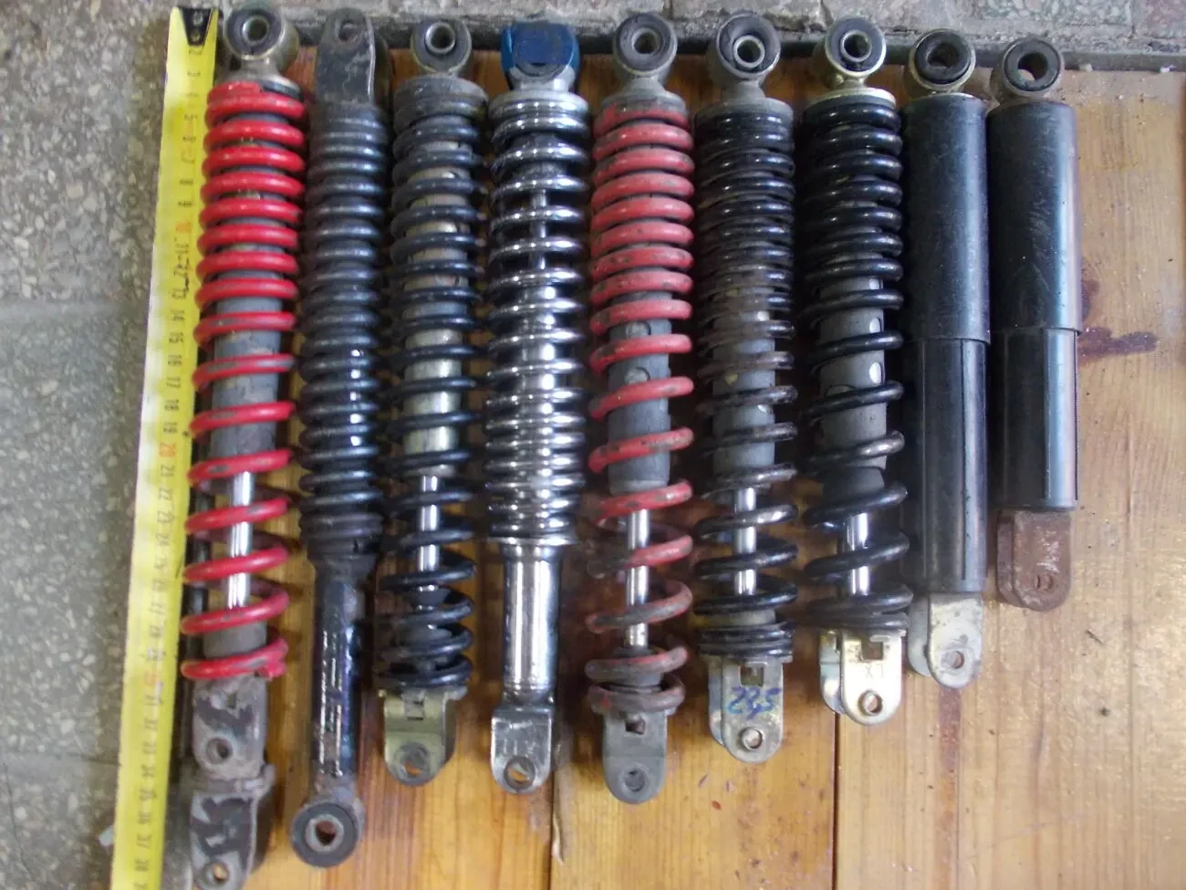 Запасные части на скутер Китай 50,150 к. 4