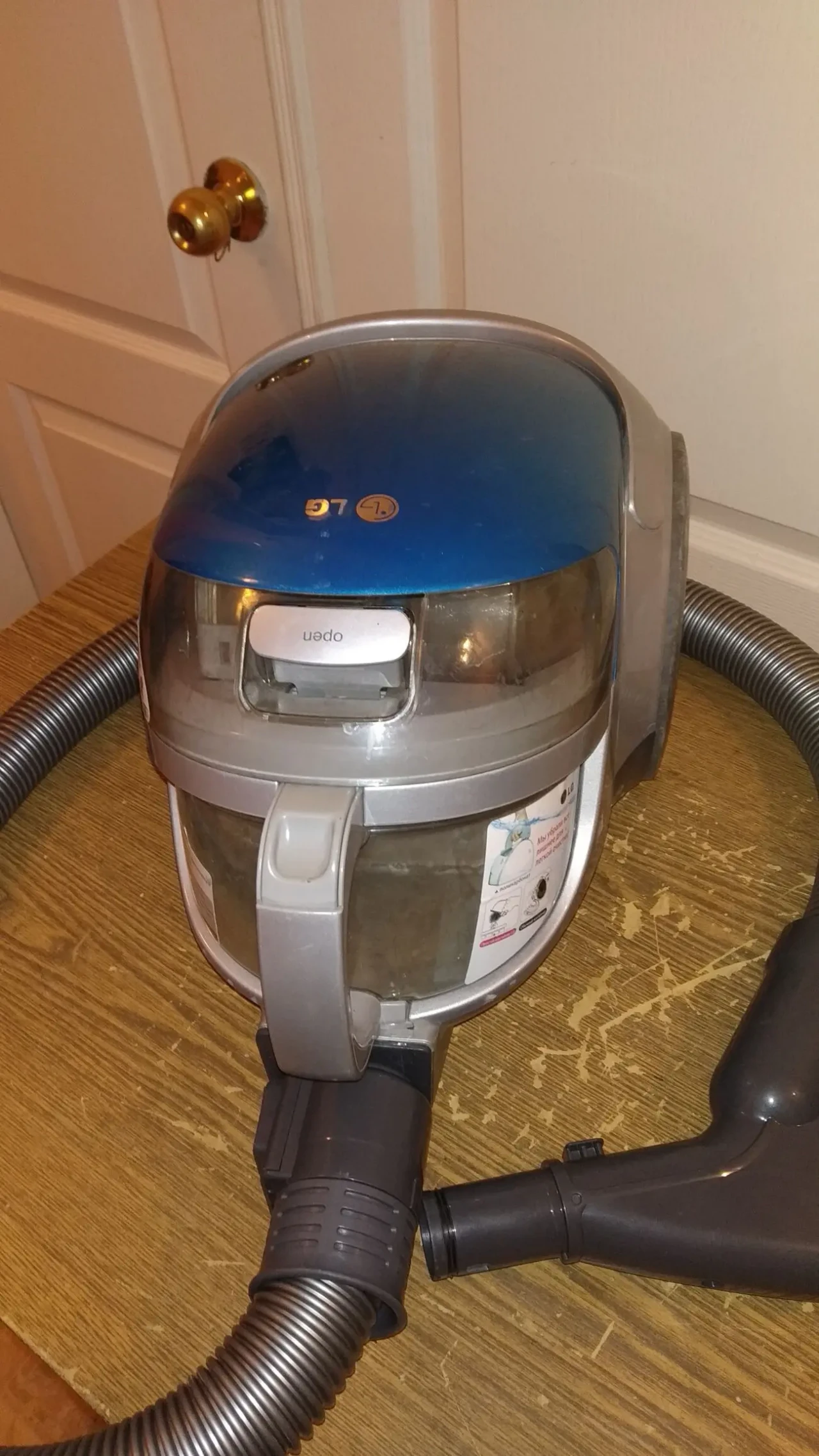 Ремонт пылесосов в Одессе (Таирова) 3