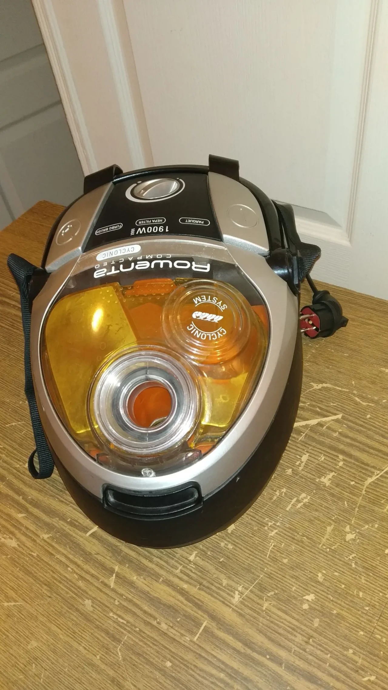 Ремонт пылесосов в Одессе (Таирова) 4