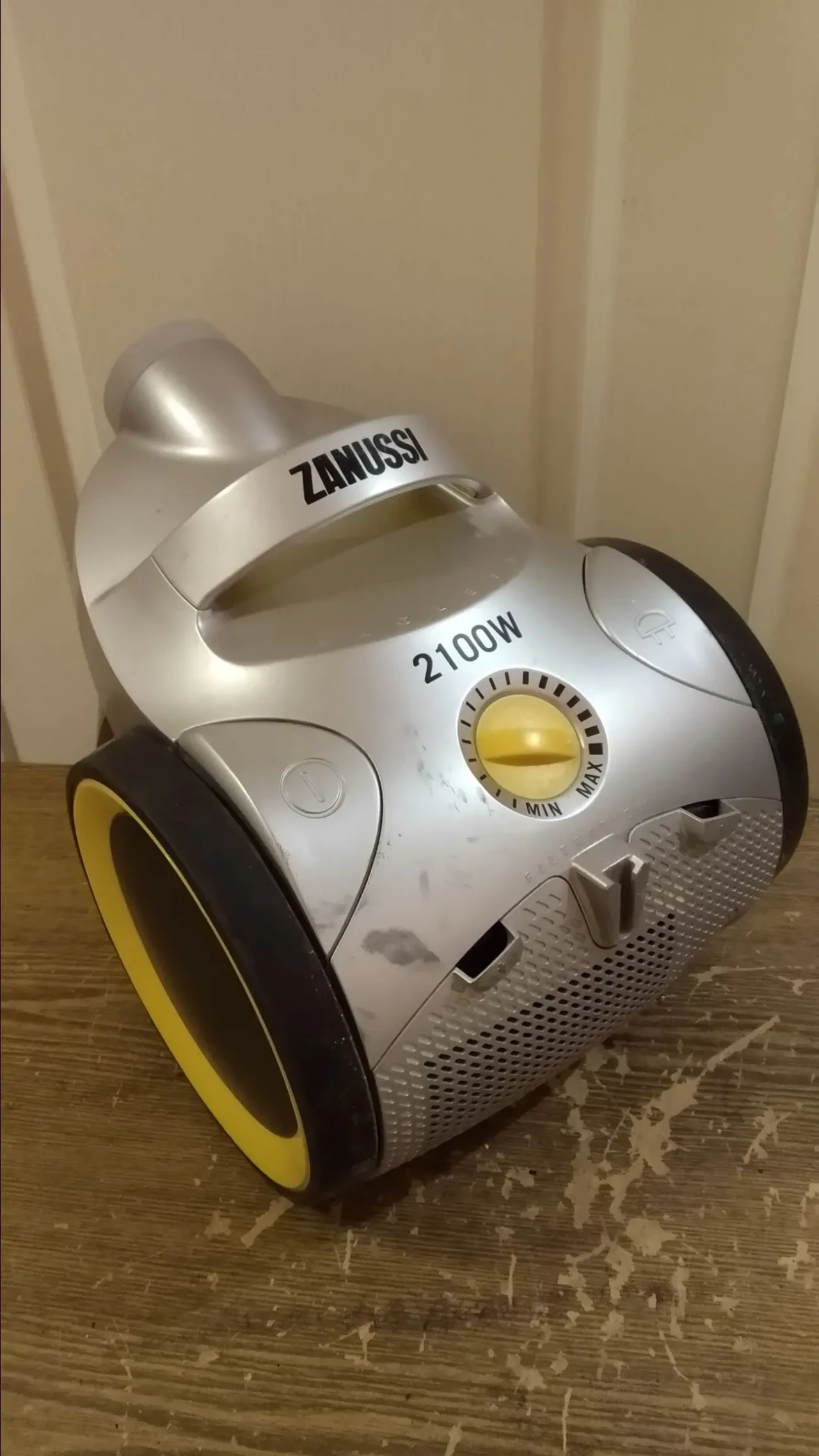 Ремонт пылесосов в Одессе (Таирова) 9