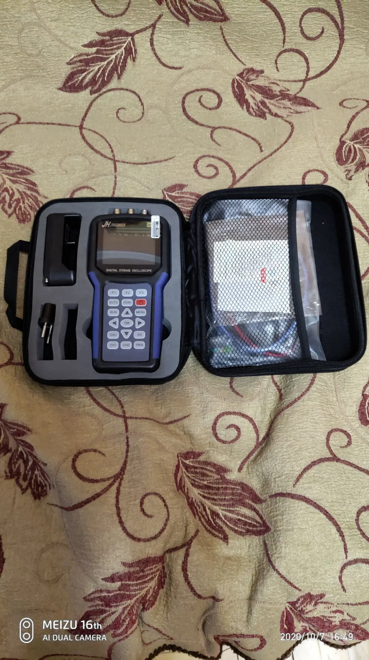 Портативный двухканальный осциллограф с DDS генератором JDS2023 6