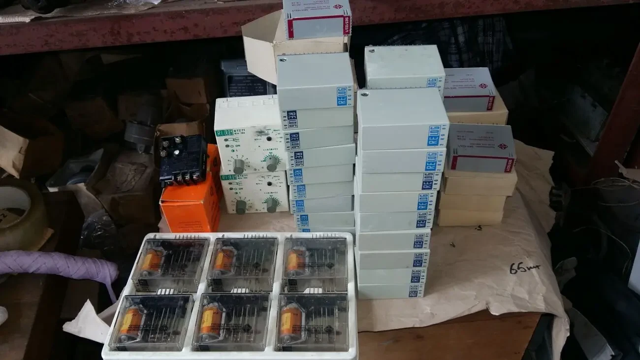 Продам  реле RELOG 2RG01 60v -27шт 2