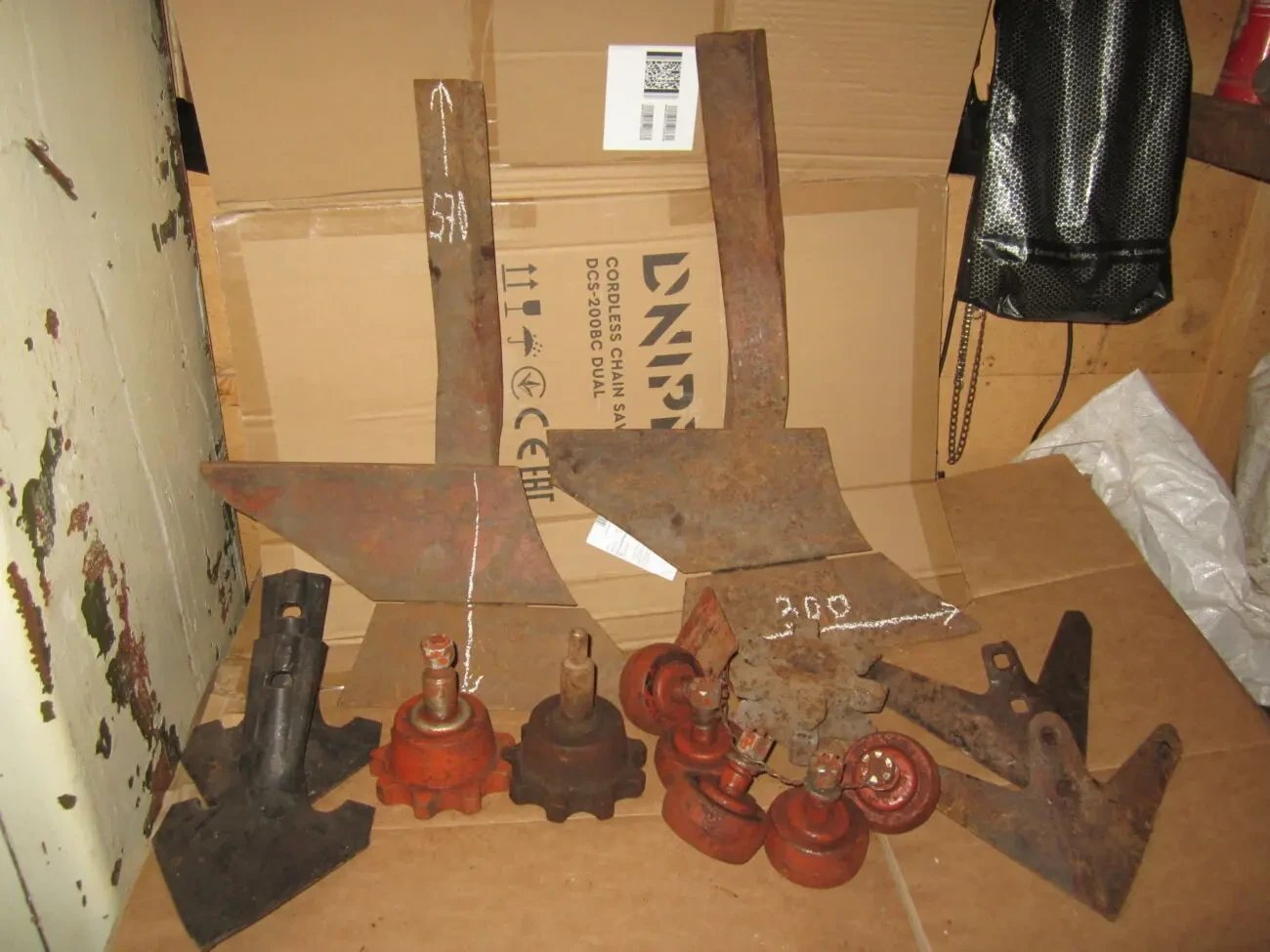 Выключатель массы , производство СССР  Б/у 9