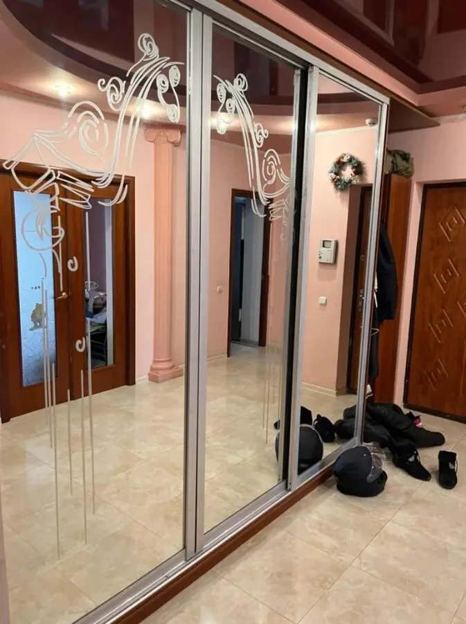 Святошино метро ремонт меблі техніка вільна 2