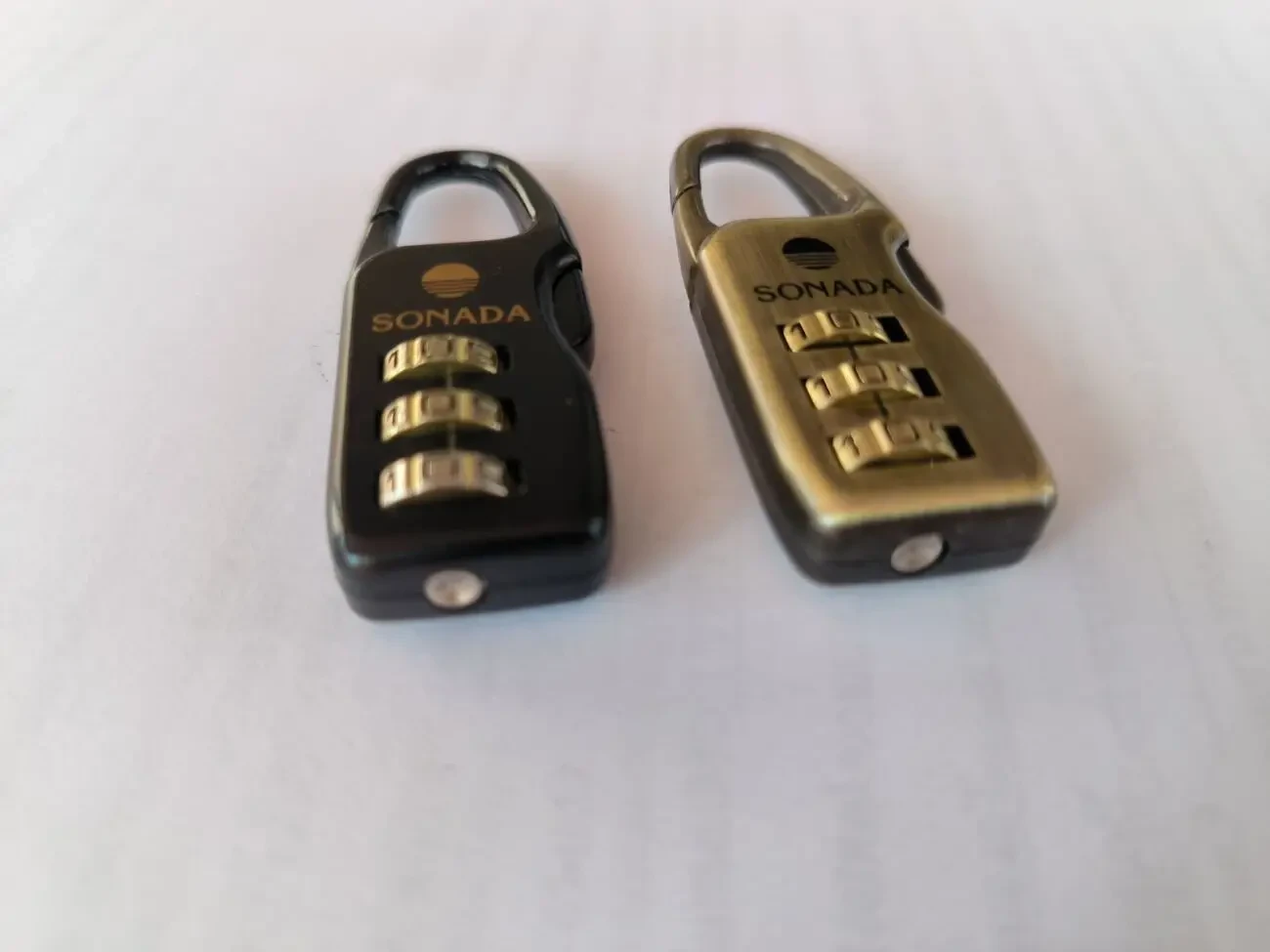 Продам кодовый замочек для чемодана, рюкзака 3