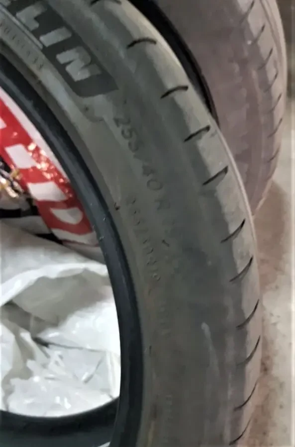 Літні шини Michelin Pilot Sport 4 255/40 R19 б/в 4