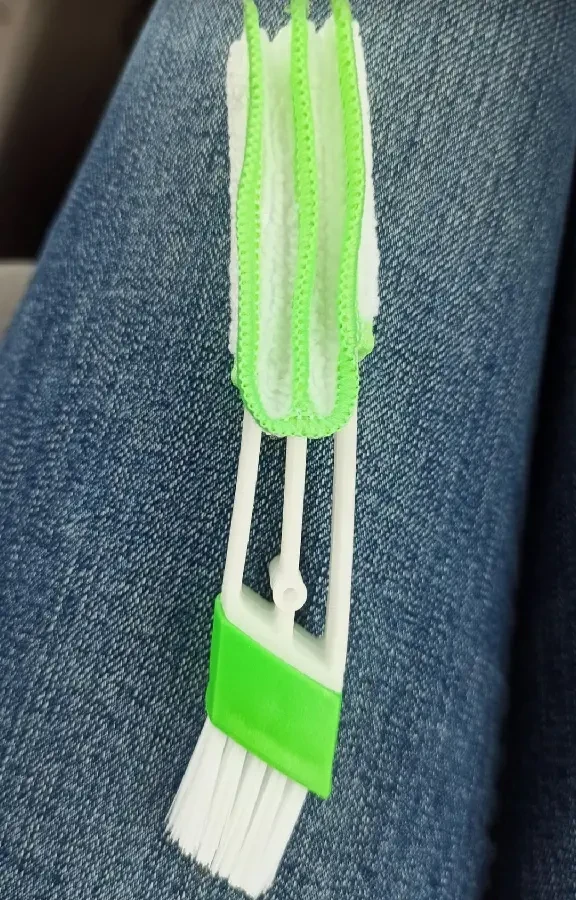 Щетка для чистки дефлекторов 3