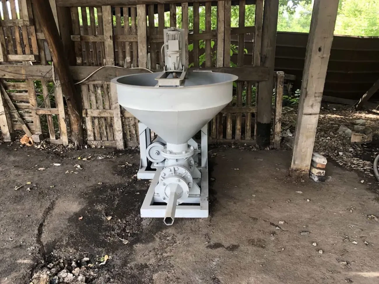 Оборудование для брикетирования угольной пыли,лигнина. 3