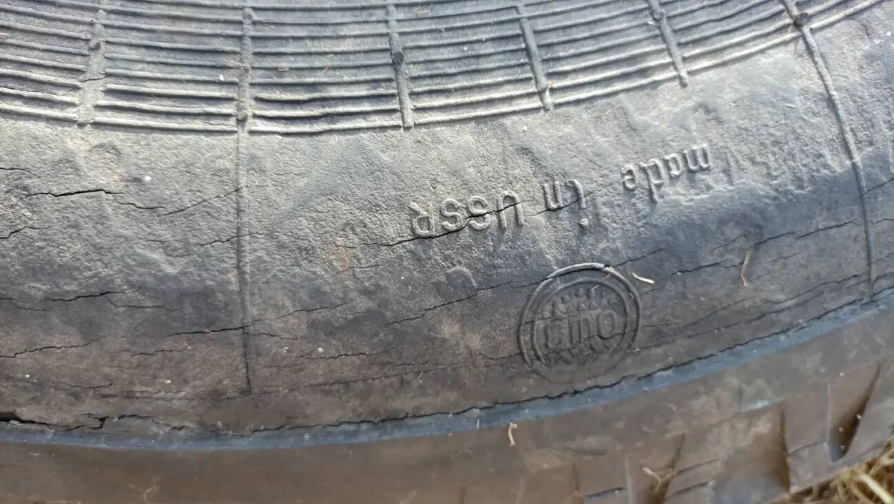 Шина 8.25R20   240-508М-149 3