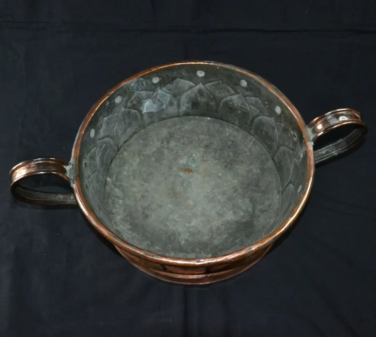 Антикварный медный таз. 2