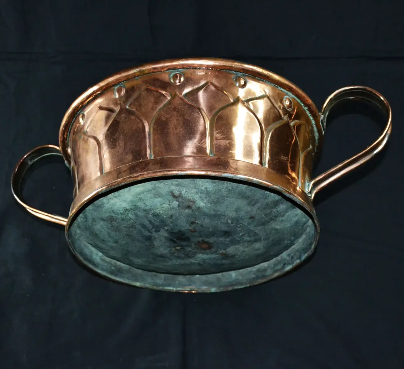 Антикварный медный таз. 4