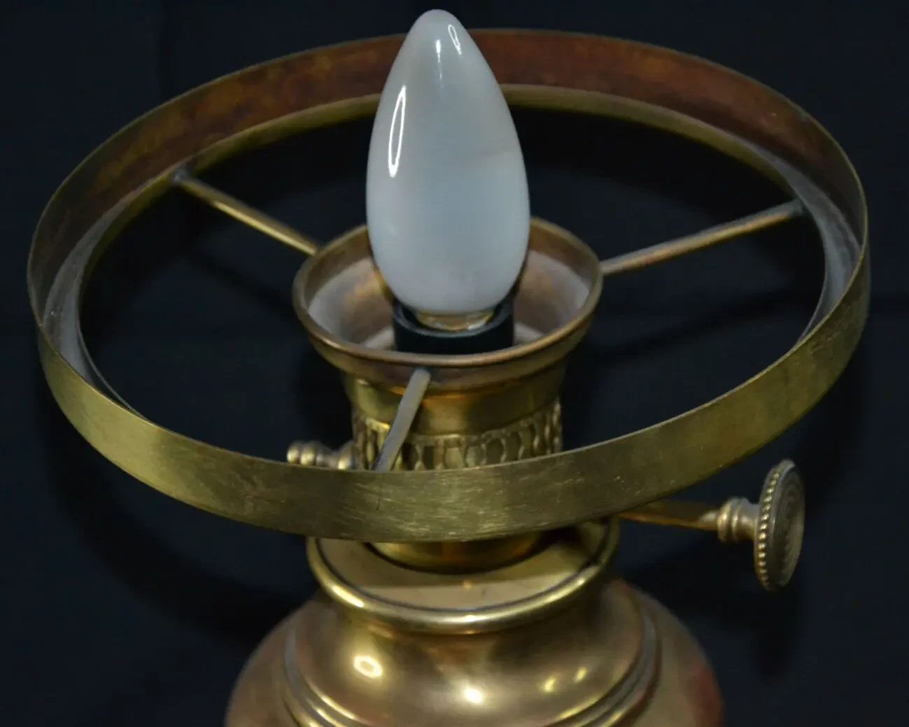 Настольный светильник. 2