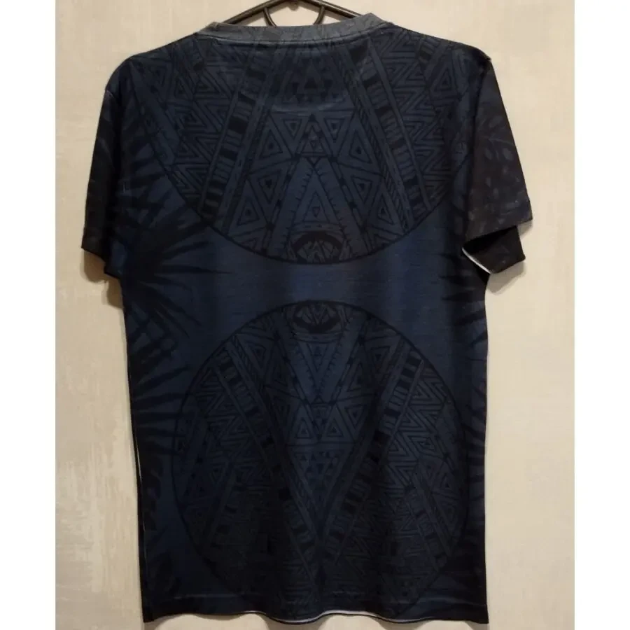 Красива футболка, стан ідеальний 4