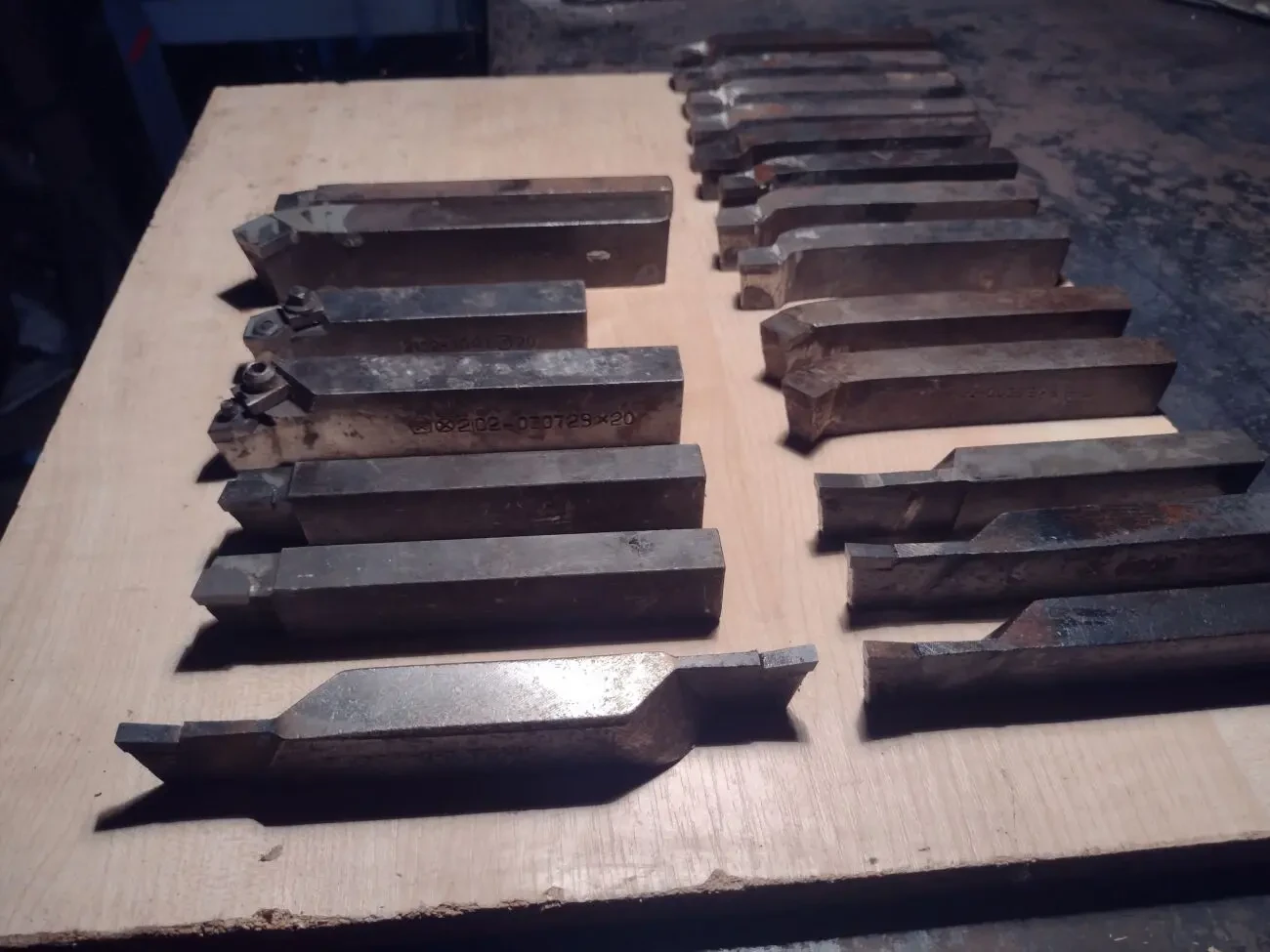 Резцы токарные. 7