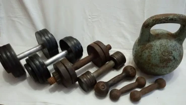 куплю гири гантели спорт инвентарь, гирі гантелі штанги куплю метал
