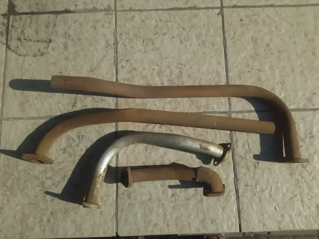 Трубки для вихлопної системи Москвича