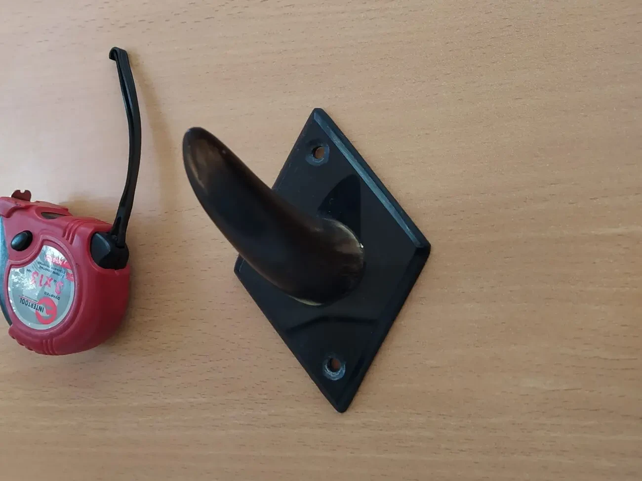 Вешалка из натурального рога. Крючок. Б/У