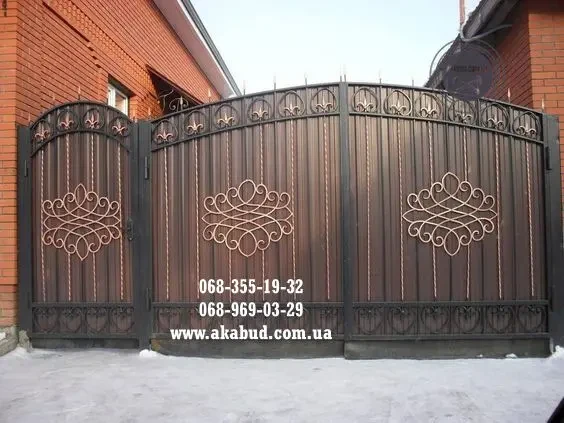 Ворота розпашні та ворота відкатні, навіси, балкони, паркани, козирки 9