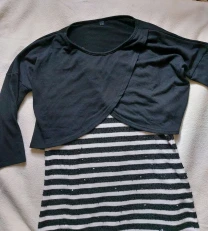 Новая кофточка в пайетки размер S Франция