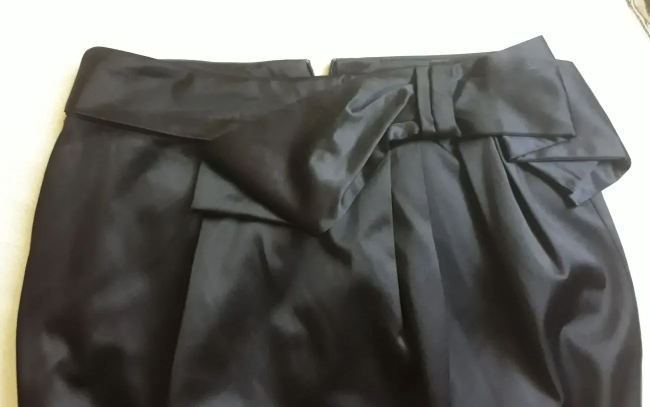 Новая черная атласная юбка XANAKA 8