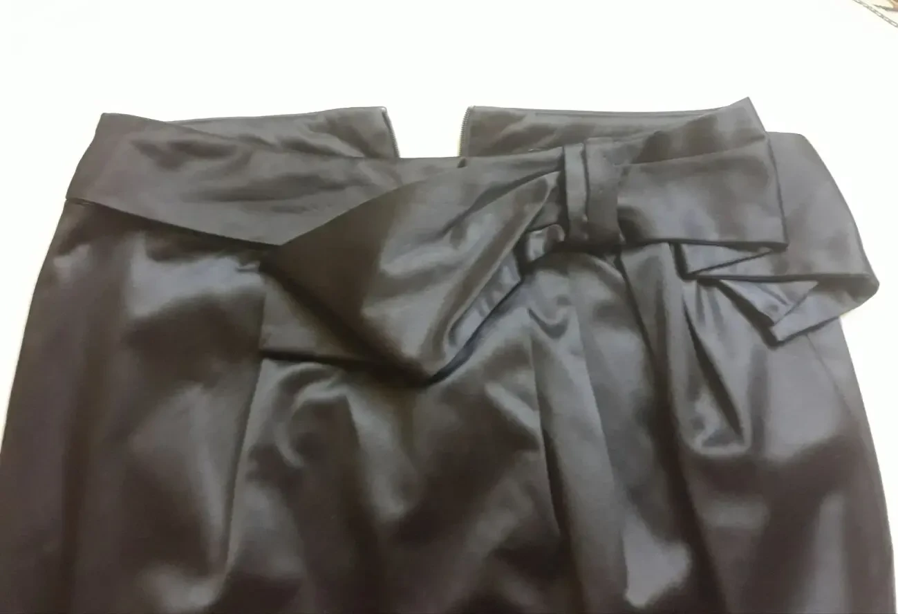 Новая черная атласная юбка XANAKA 6