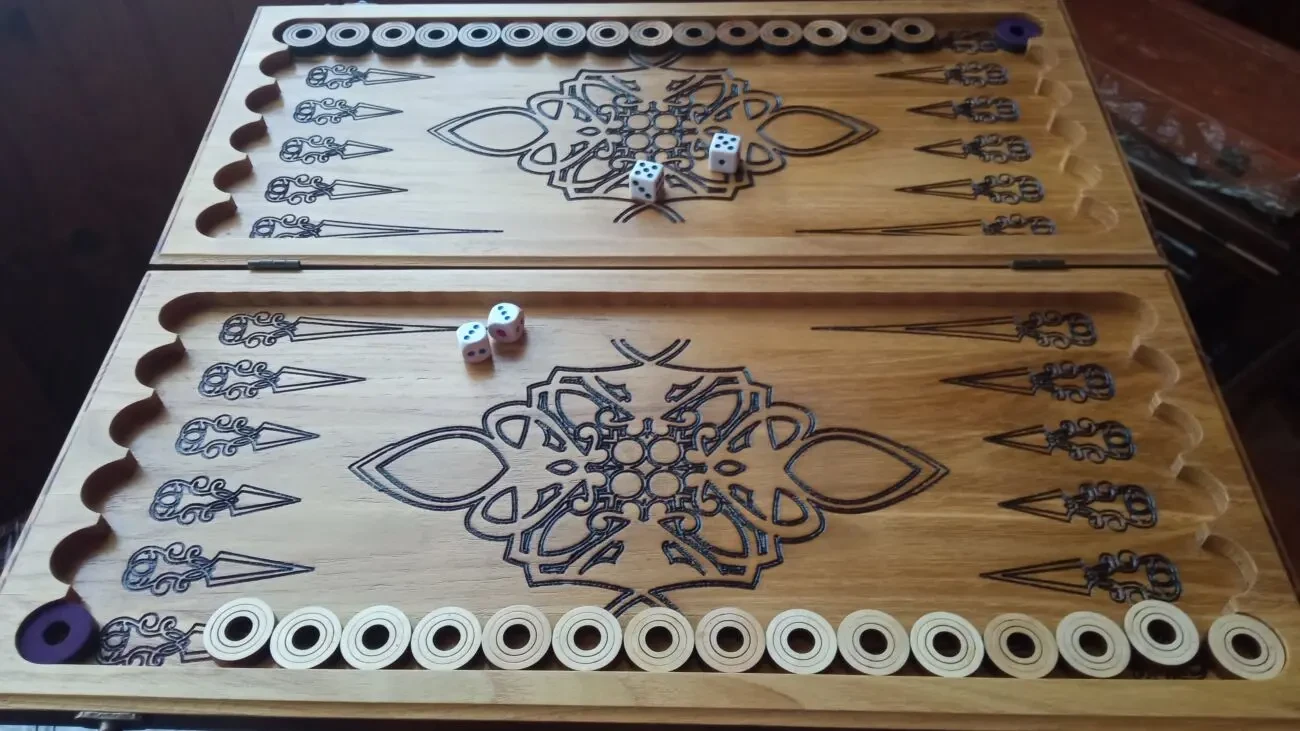 Нарди з дерева, дракон 50см 5