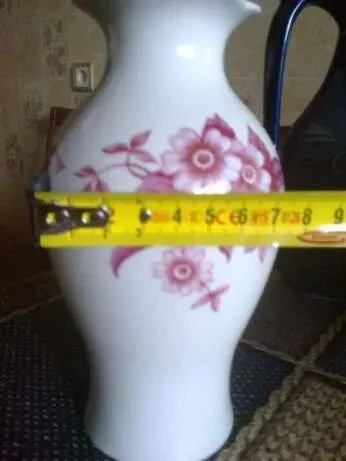 Ваза фарфоровая 3