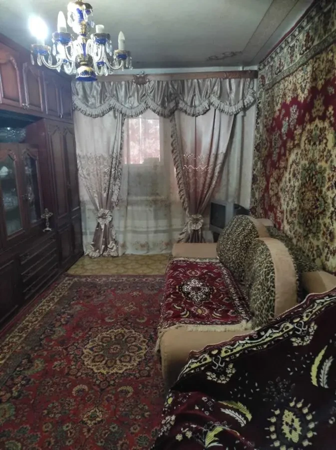 Здам окрему кімнату пр.Поля (комунальні включені)