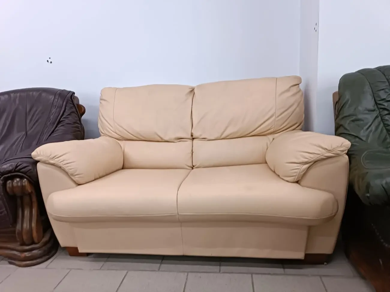 Меблі з натуральної шкіри 3