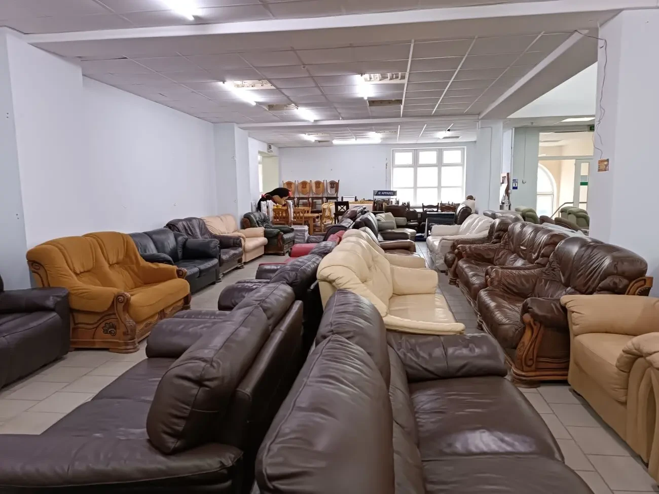 Меблі з натуральної шкіри 2