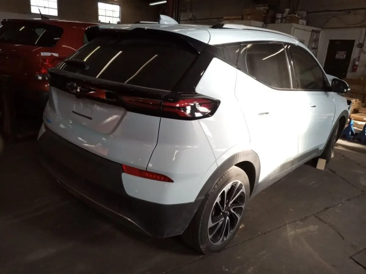 Chevrolet Bolt (Шевроле Болт) EUV Премьер на разборке 5