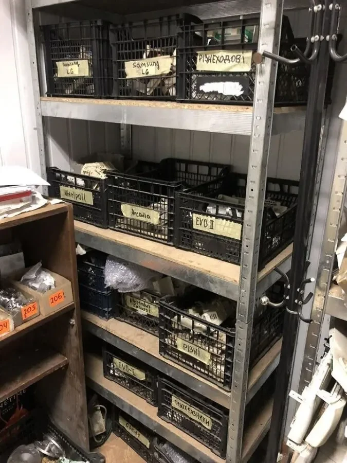 Продаємо нові та вживані запчастини до пральних машин 3