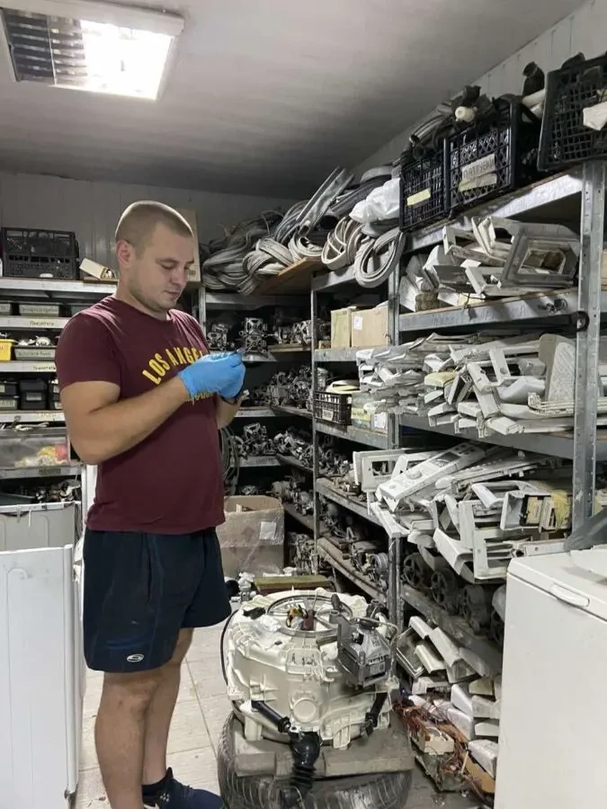 Продаємо нові та вживані запчастини до пральних машин 7