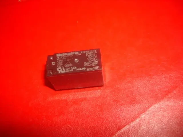 реле  12В . 10А .  Matsushita , THAILAND 8